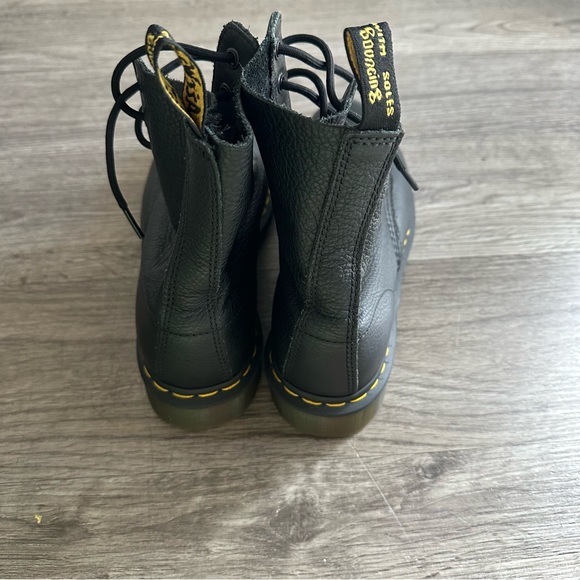 Dr. Martens Pascal Boots - Picture 7 of 8